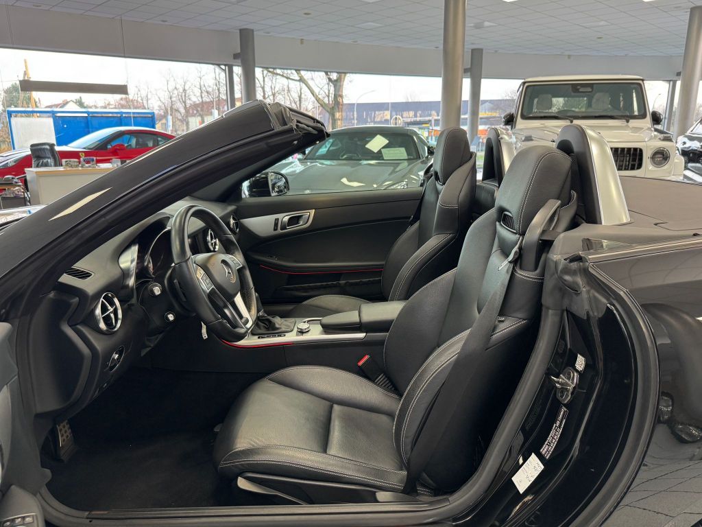 Mercedes-Benz SLK 350 AMG*Autom.*Leder*Xenon*Airscarf 