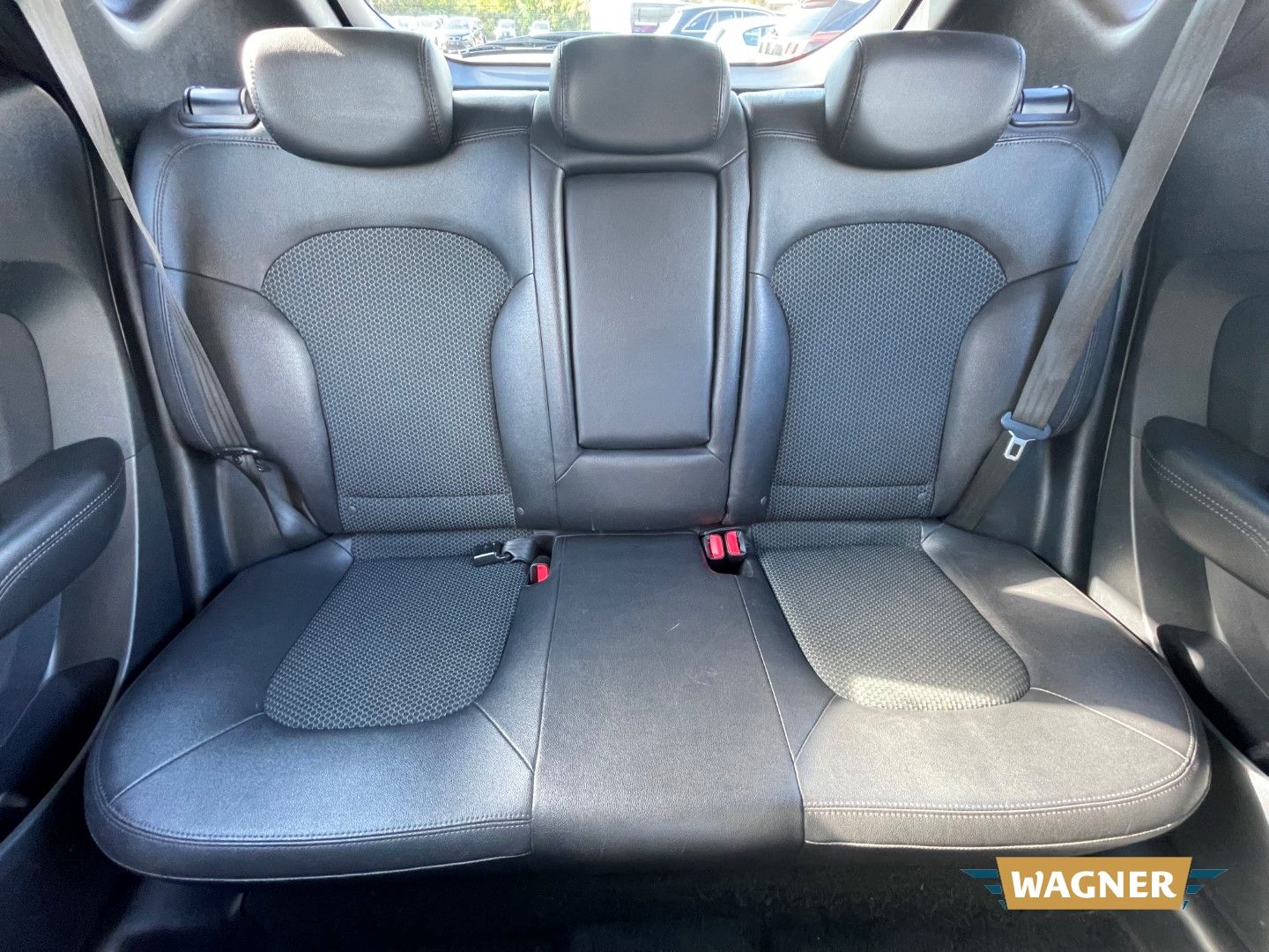 Fahrzeugabbildung Hyundai ix35 Tucson Style AWD Sitzheizung Klimaautomatik