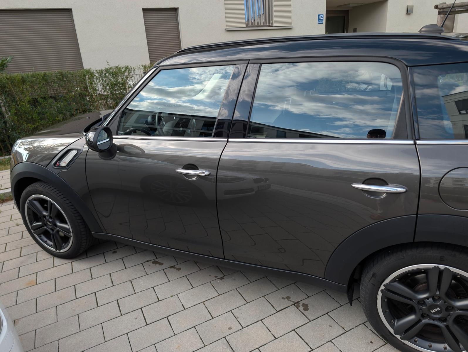MINI Countryman S / TÜV NEU / AHK / NAVI 
