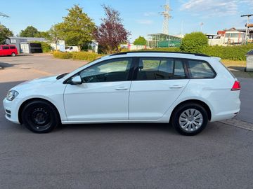 Volkswagen Golf - 5