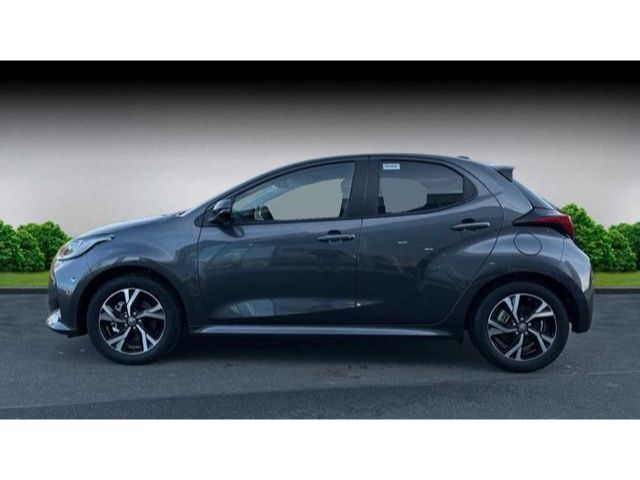 Fahrzeugabbildung Toyota Yaris 1.5 Hybrid Team Deutschland Comfort-Paket