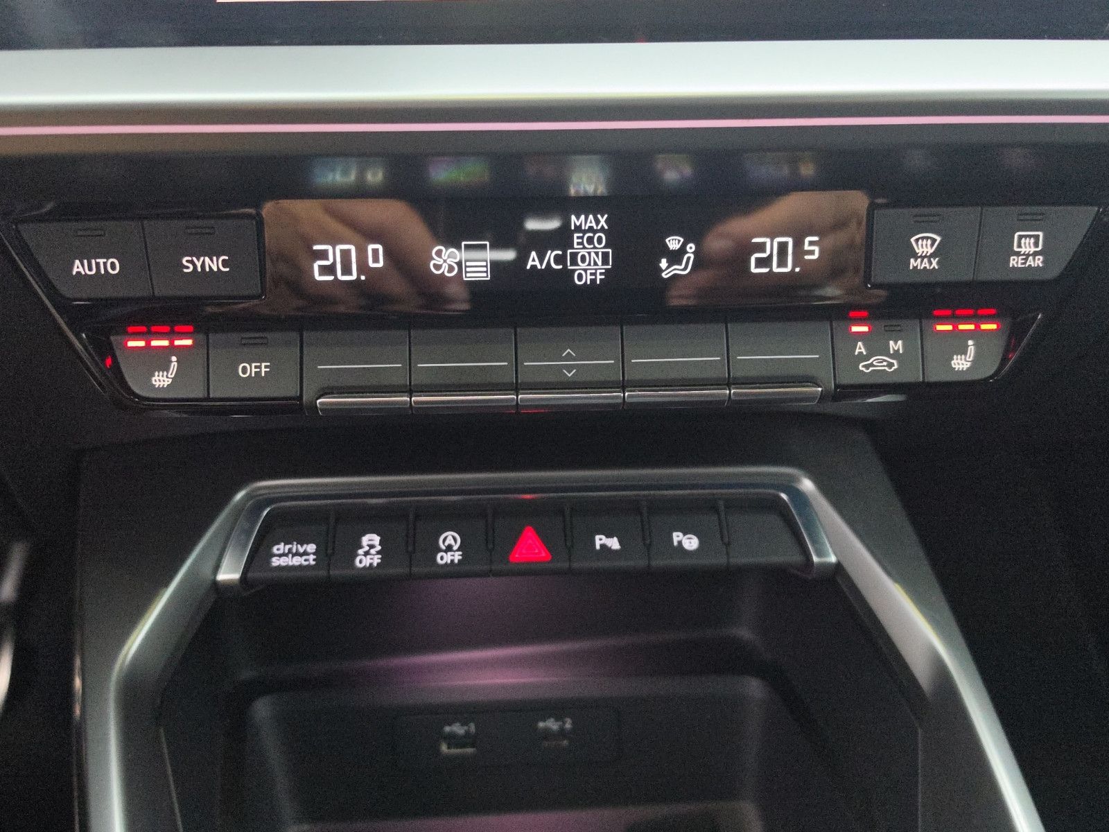 Fahrzeugabbildung Audi A3 Sportback 30 TDI S line LED AHK Kamera