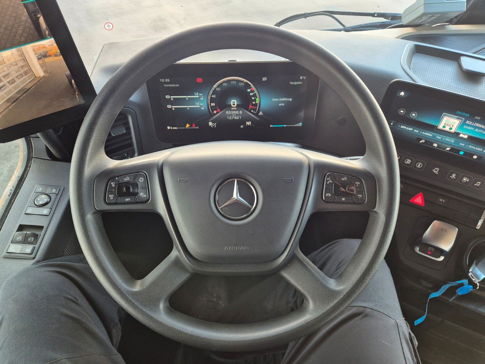 Fahrzeugabbildung Mercedes-Benz Actros 1848 LS Öl-Retarder Standklima BigSpace