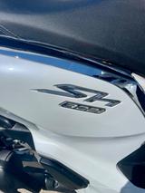 Honda SH300i, sehr gepflegt, Koffe, gr. Scheibe, ABS - HONDA 300
