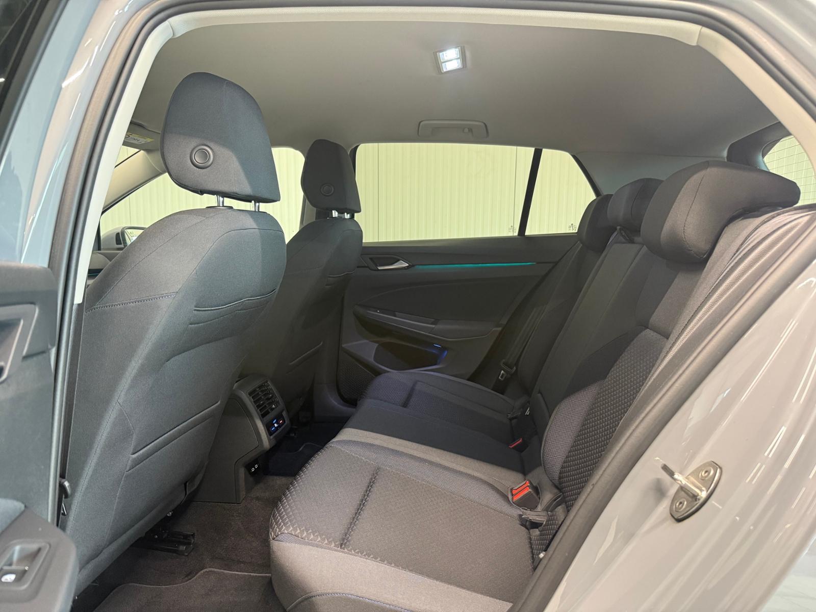 Volkswagen Golf VIII United 1.5 TSI LED RFK ACC, миниатюра 25