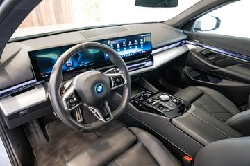صورة 10 لـ 2024 BMW I5