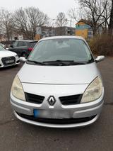 Renault Scenic - Renault Scenic aus 2007 mit Diesel-Antrieb