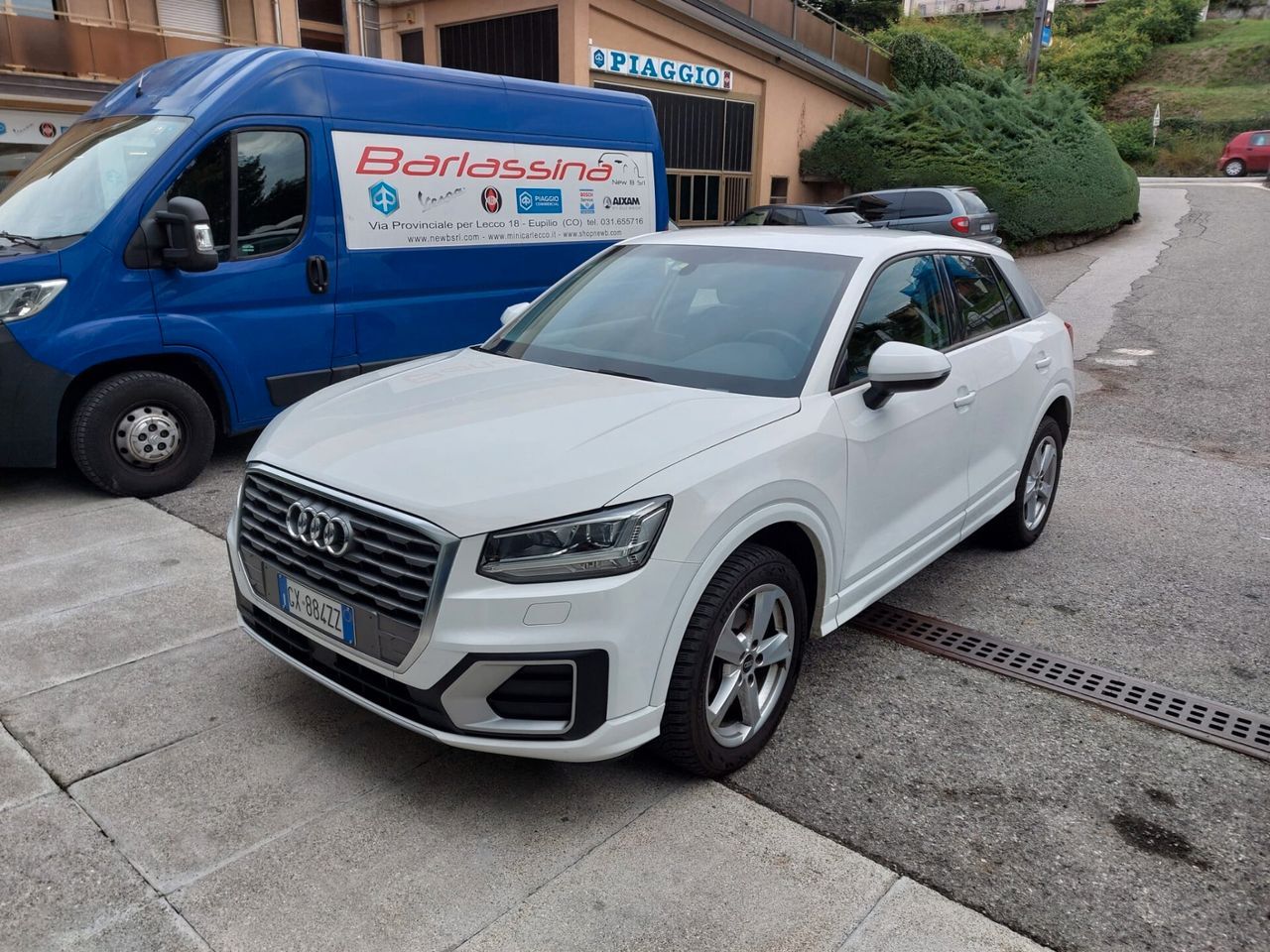 Audi Q2 35 TFSI S tronic Admired