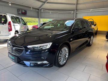 Fotografie Opel Insignia B Sports Tourer Business Innovation AHK