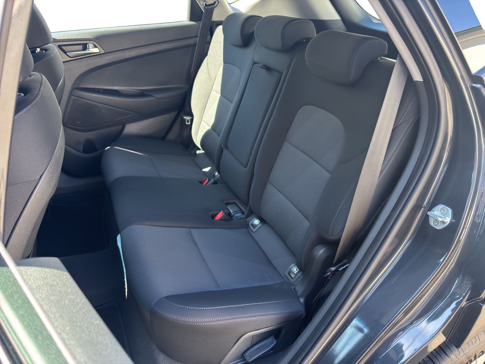 Hyundai Tucson 1.6 GDi 2WD Pure Navi Klima Rfk Alarm Nav foto 11