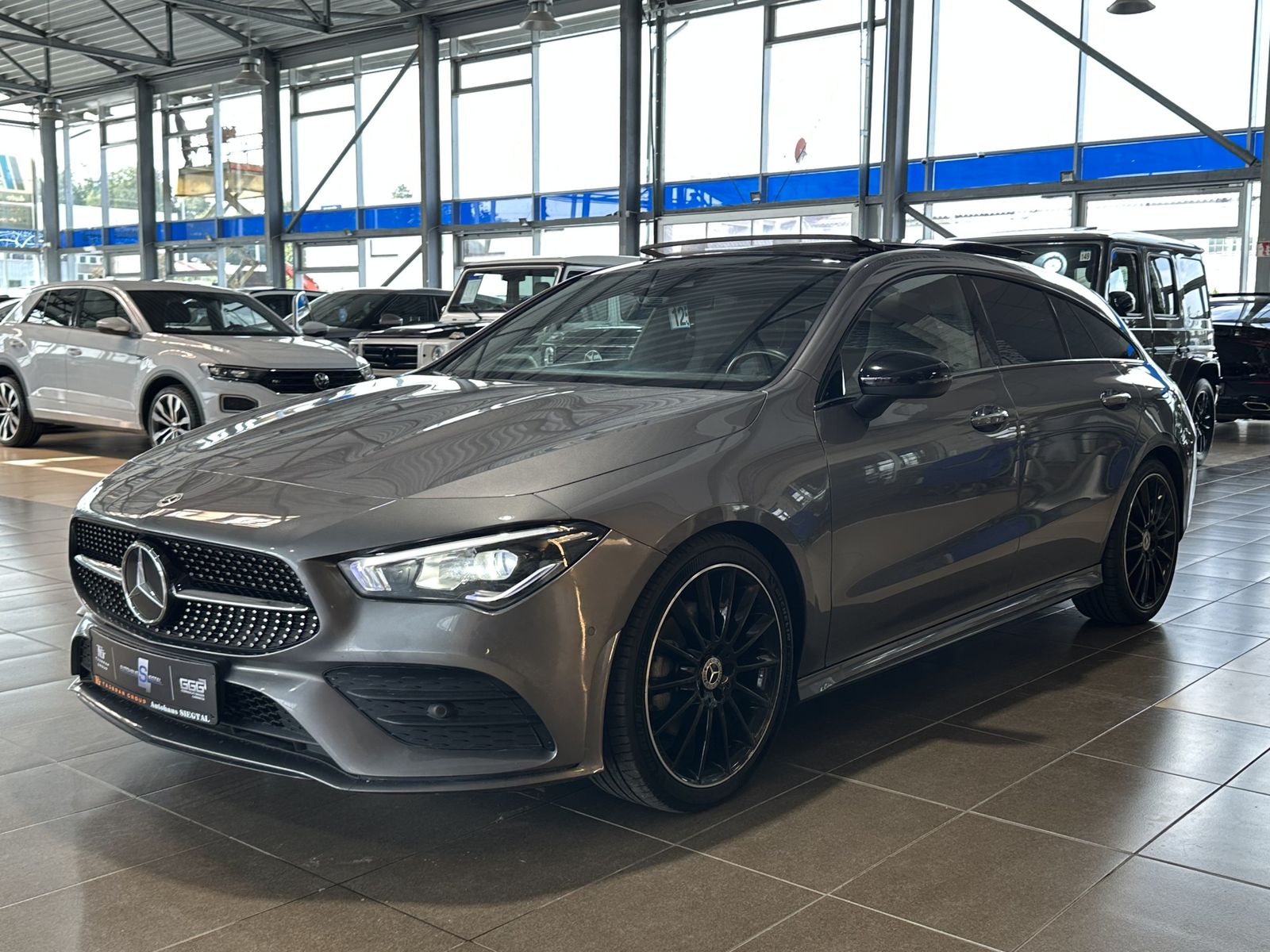 Mercedes-Benz CLA 220 Shooting Brake d AMG-Line Ambiente Pano imagem 3