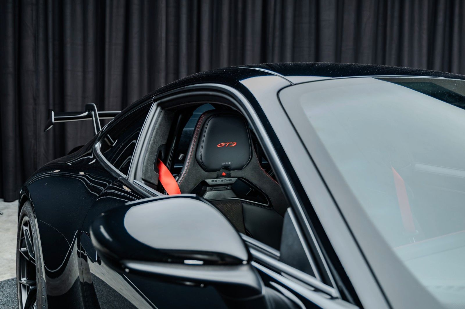 Fahrzeugabbildung Porsche GT3 + 1. Hand + 1.835 km + Lift + Carbon + BOSE