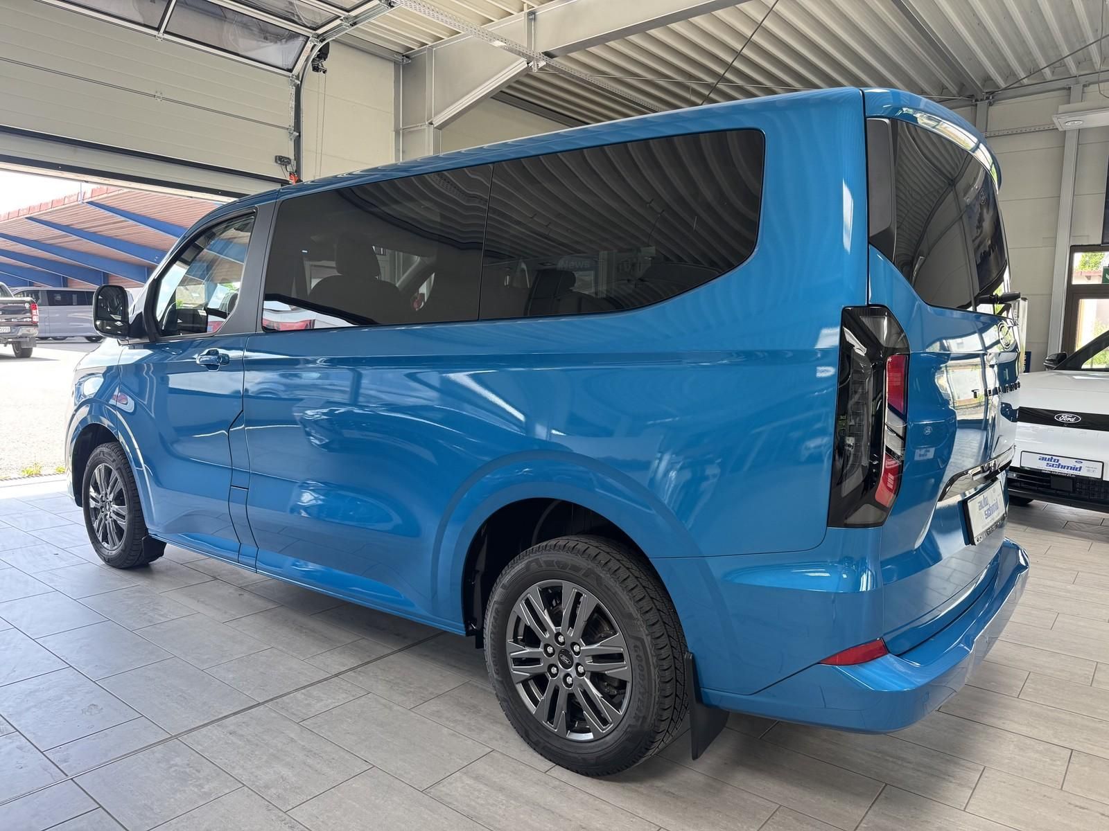 Ford Tourneo Custom L1 Titanium FWD AHK schw. imagem 2