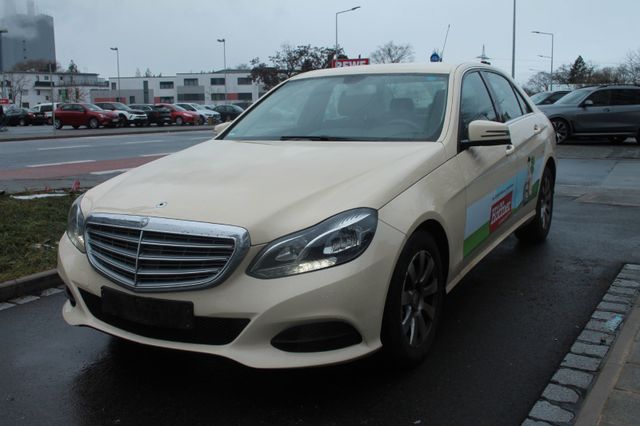 Mercedes-Benz E 200 BlueTec/Leder/SHZ/PDC/Taxameter