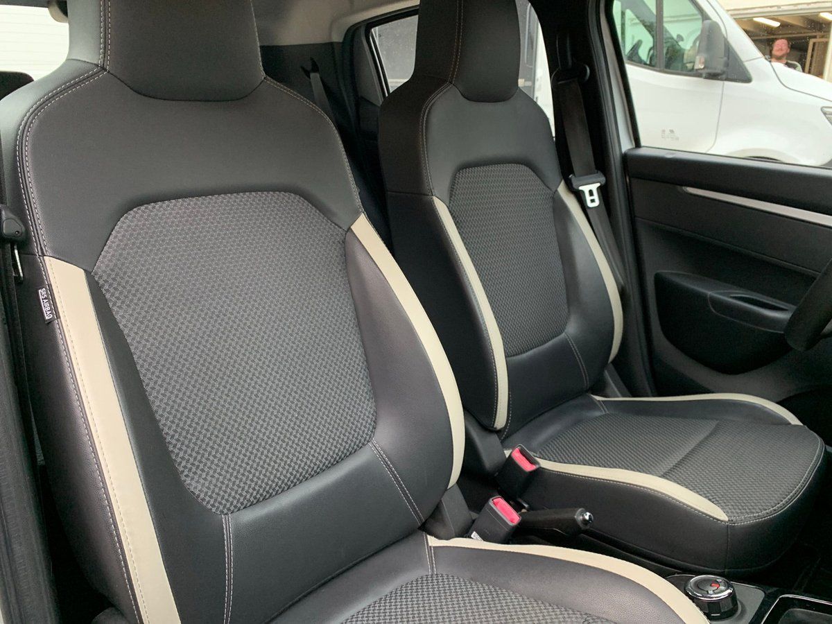 Dacia Spring - Bild 25