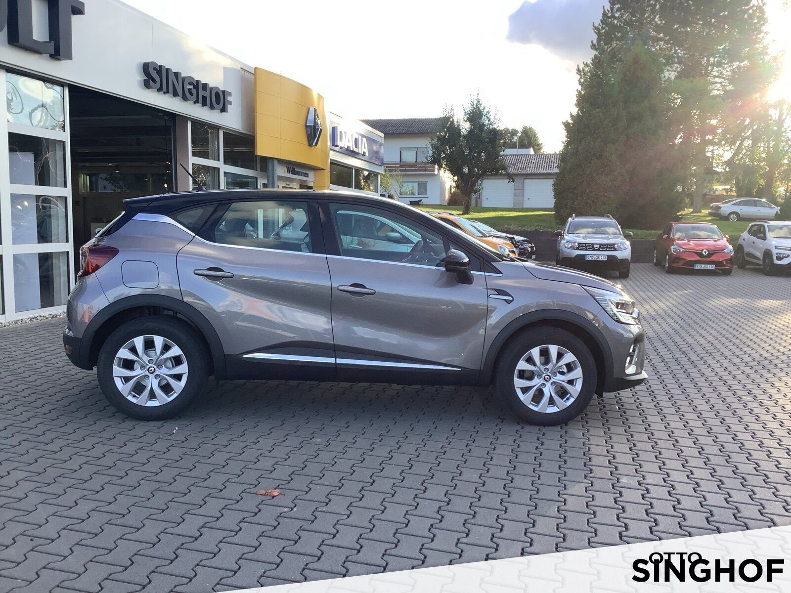 Fahrzeugabbildung Renault Captur Intens TCe 90Navi/Klima/Sitzhzg./BC/eFH.