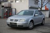 Volkswagen Bora Lim. Comfortline 1.6 Klima TUV Neu - Volkswagen Bora: Comfortline