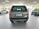 Toyota Land Cruiser 3.0 D-4D AHK LED SHZ NAVI TEMP - Toyota Land Cruiser: Geländewagen