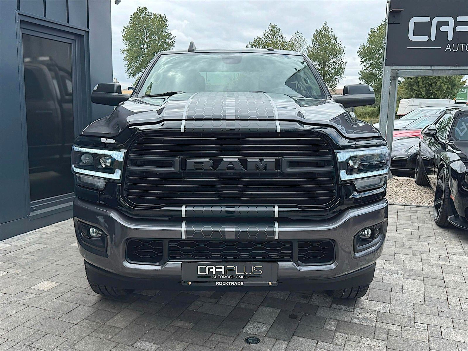 Fahrzeugabbildung Dodge RAM 2500 6.4 HEAVY DUTY OFFROAD CrewCab 4x4 LED
