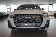 AUDI SQ7 TFSI | Pano | Carbon | HuD | B&O | Nardograu AUDI SQ7 TFSI | Pano | Carbon | HuD | B&O | Nardograu