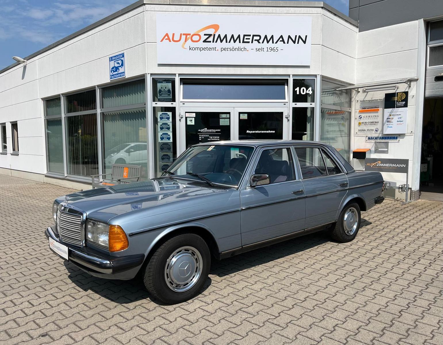 Mercedes-Benz 200 W123 Automatik H-Kennzeichen