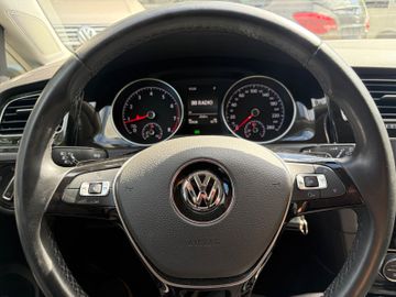 Volkswagen Golf - 12