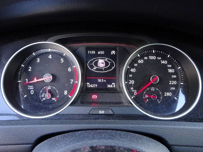 Fahrzeugabbildung Volkswagen Golf VII 2.0 TSI GTI Performance Navi RFK