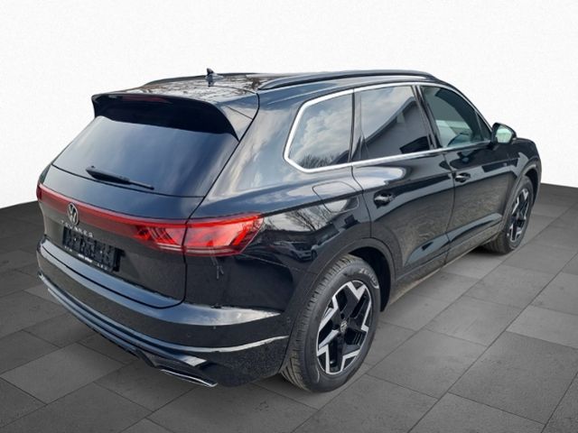 Fahrzeugabbildung Volkswagen Touareg 3.0 TDI R-LINE 4MOTION AHK NAVI KAMERA S