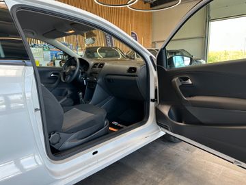 MYAUTOCENTER – Gebraucht- und Jahreswagen mit Werkstattservice in Pfaffenhofen Volkswagen Polo V Trendline *1-HAND*KLIMAANLAGE*tÜV:827*