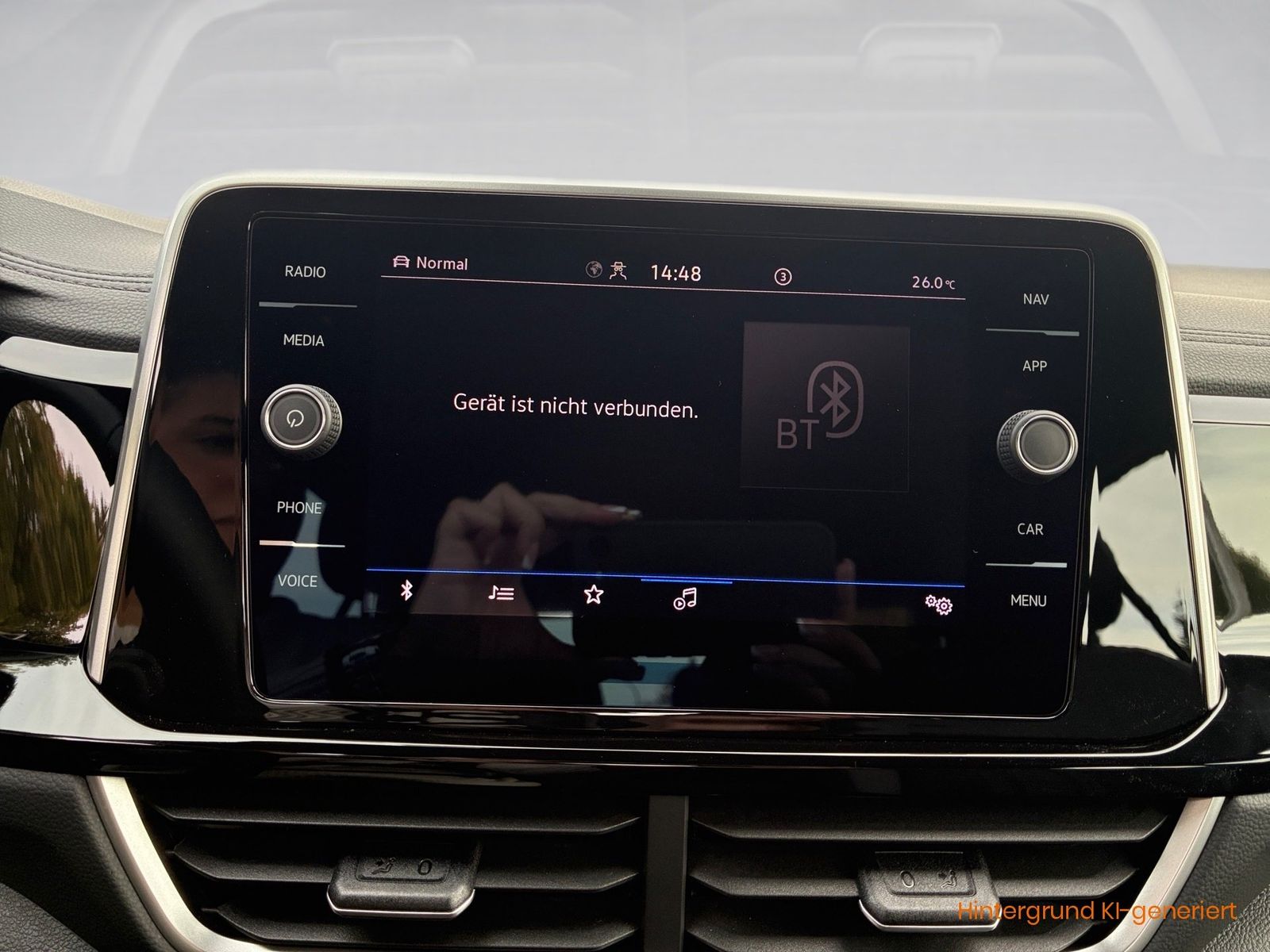 Fahrzeugabbildung Volkswagen T-Roc 1.5 TSI R-Line LED,PDC,SHZ,ACC,Virtual,LM