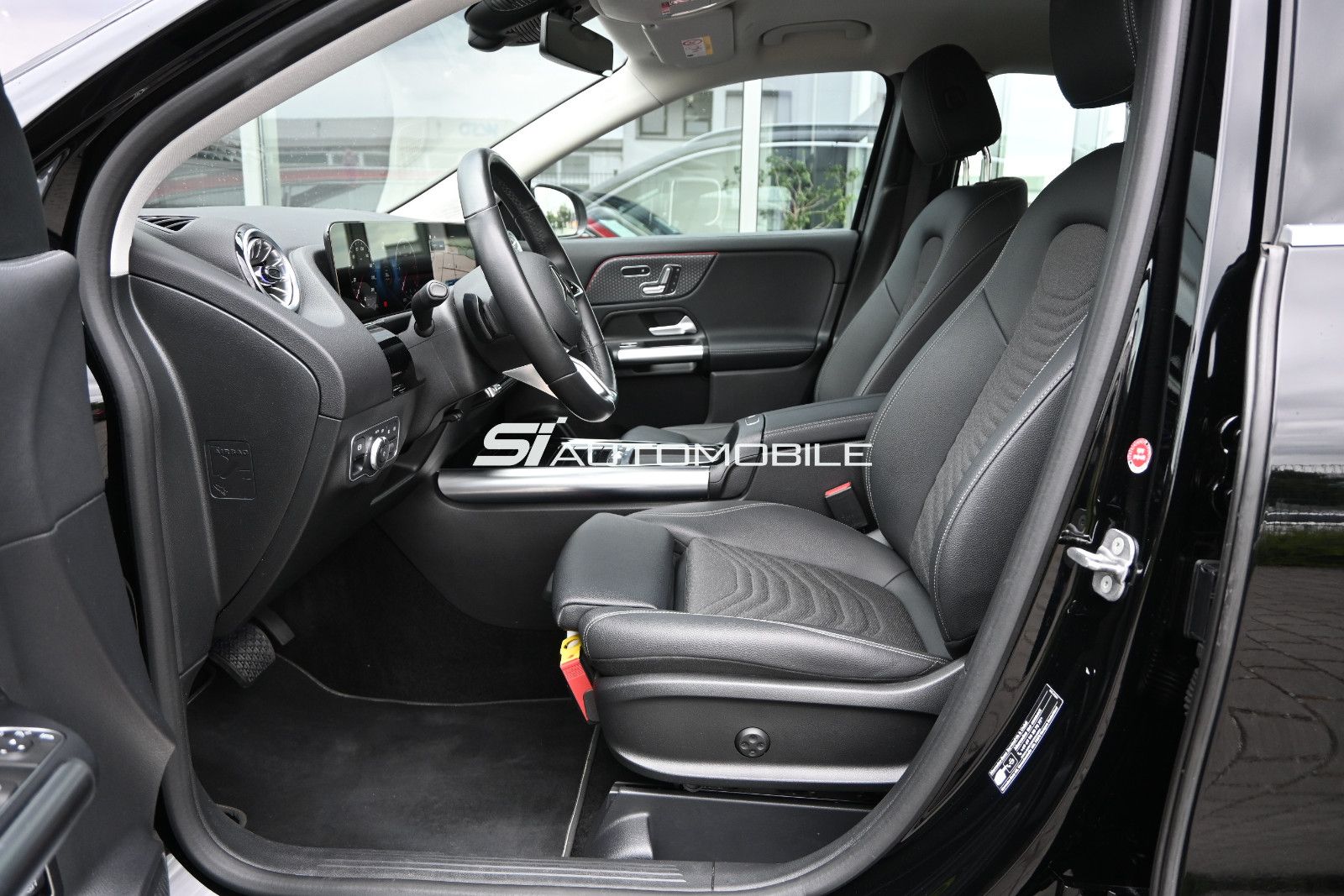 Fahrzeugabbildung Mercedes-Benz GLA 220 d 4MAT. Edition Progressive °ACC°AHK°360