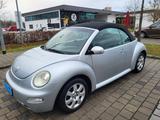 Volkswagen NewBeetl Cabrio2.0E Highli*1.Hnd*Klima*TÜV 10/27 - gebrauchte VW New Beetle aus dem Jahr 2004