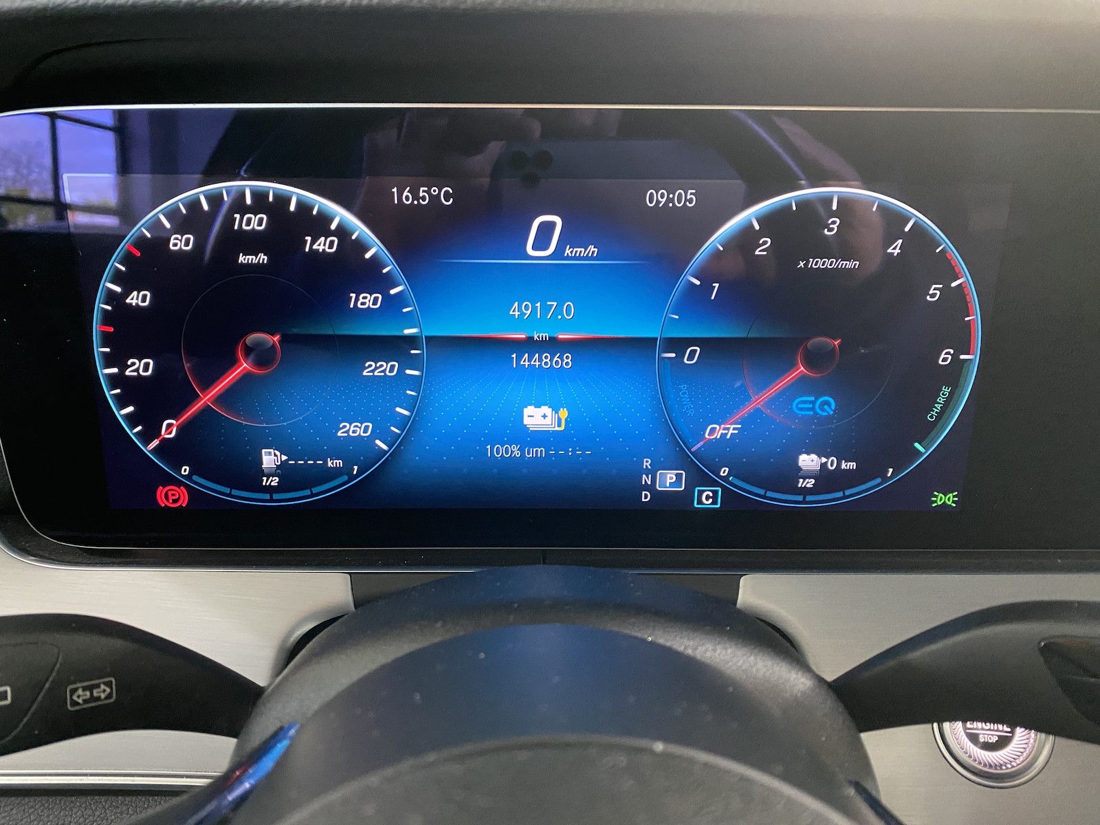 Fahrzeugabbildung Mercedes-Benz E 300 de 4-M T Avantgarde/WIDE/LED-HIGH/RFK/