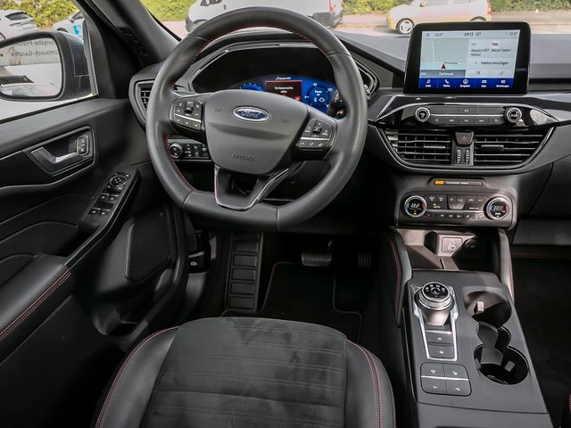 Ford Kuga 2.5 Plug-In Hybrid ST-Line X Stauassistent