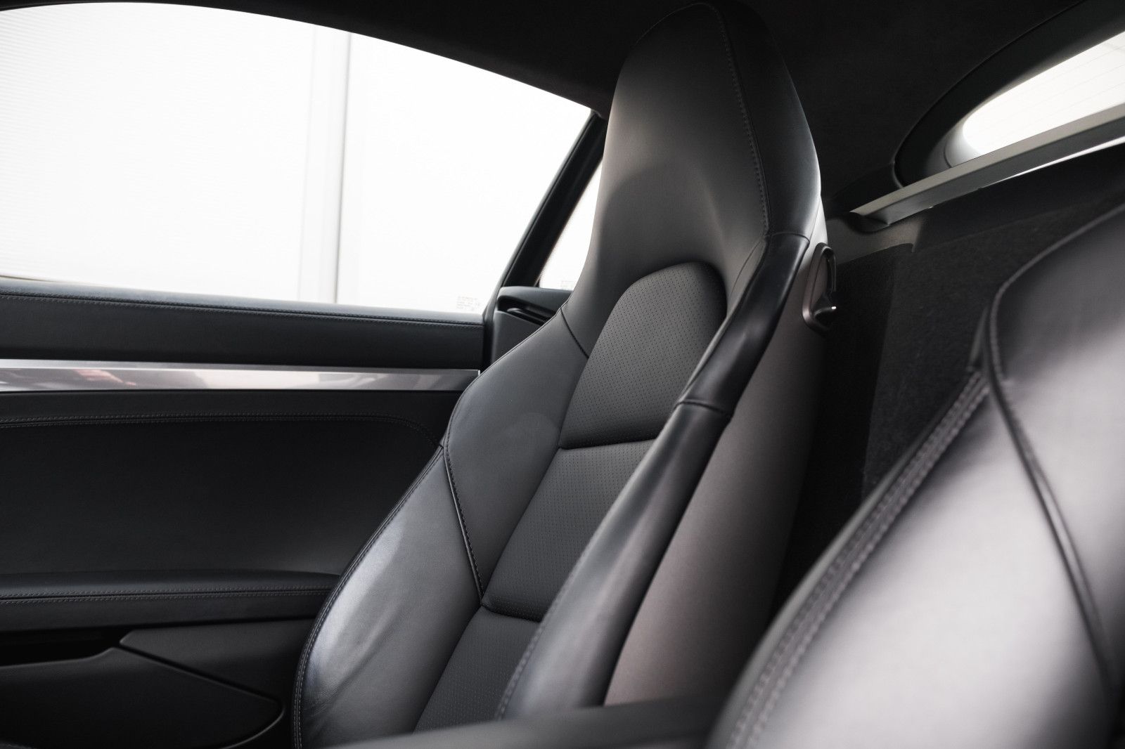 Fahrzeugabbildung Porsche Cayman GTS-Approved-PDK-Sport-Chrono