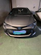 Toyota Corolla 1.8 Hybrid - Toyota Corolla Gebrauchtwagen in Düsseldorf