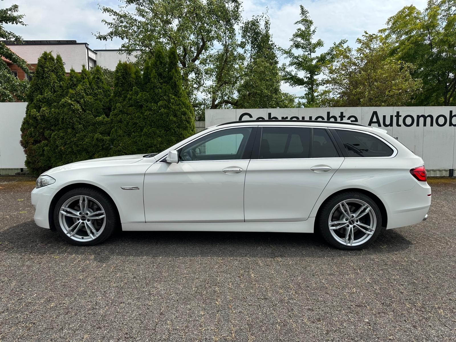 BMW 528iA Touring Navi Leder Xenon Head-Up 8-Bereif