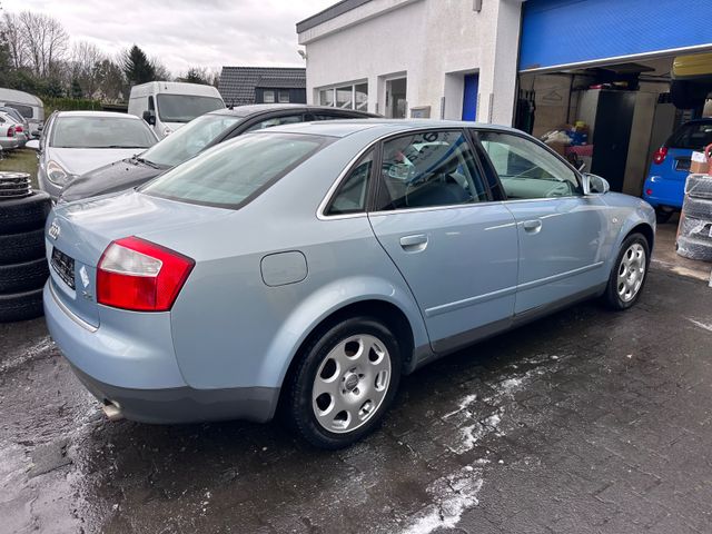 Audi A4 Lim. 2.4