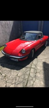 Alfa Romeo Spider 2.0 Oldtimer H-Kennzeichen - Alfa Romeo Spider aus 1985