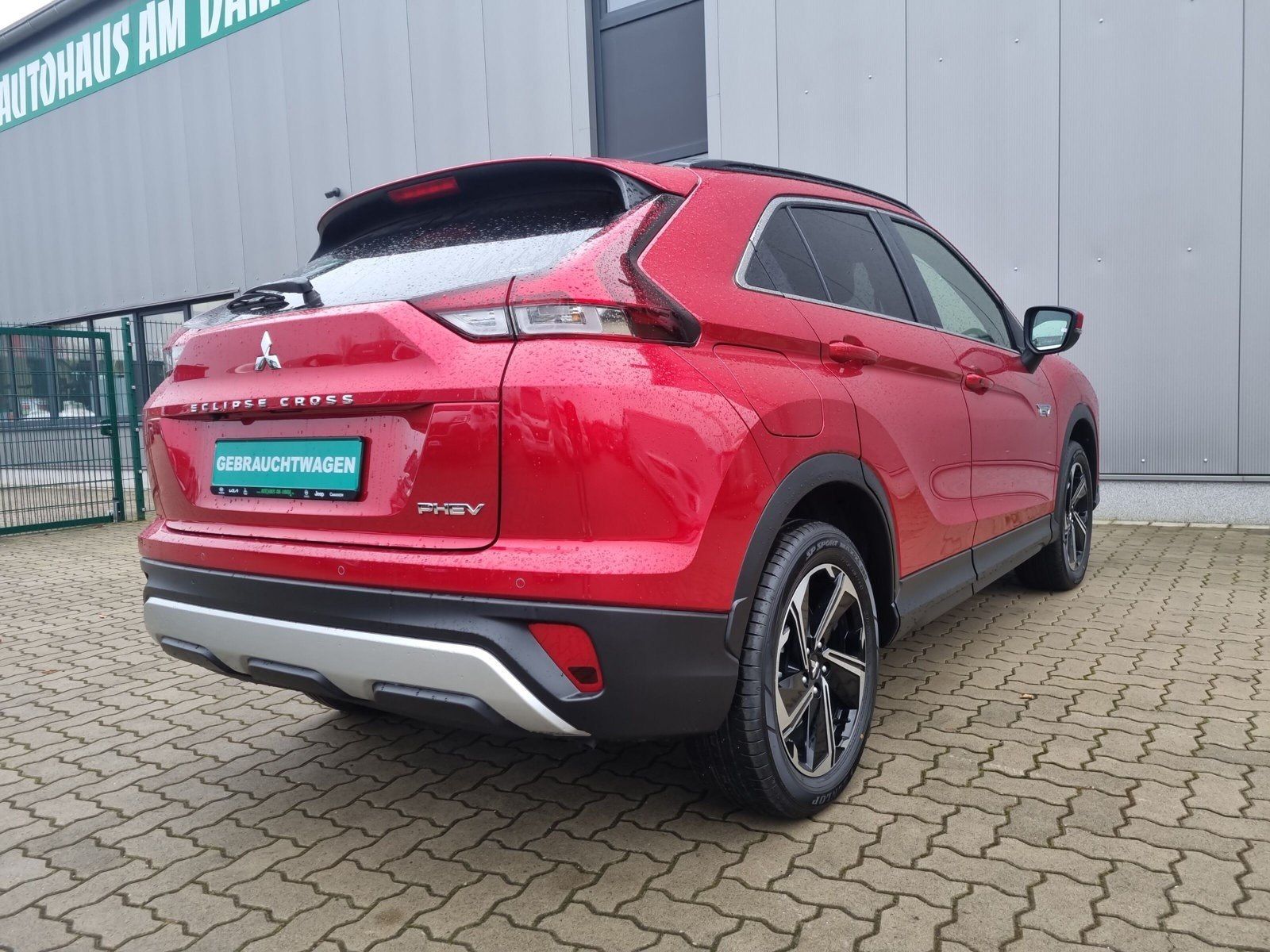 Fahrzeugabbildung Mitsubishi Eclipse Cross Plug-in Hybrid 2.4 PHEV PLUS *AKTI