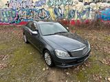 Mercedes-Benz Mercedes C-Klasse, 200 Benzin Automatik Sc... - Mercedes-Benz 200 aus 2007
