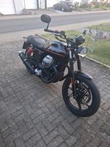 Moto Guzzi V7Stone Special Edition - MOTO GUZZI STONE