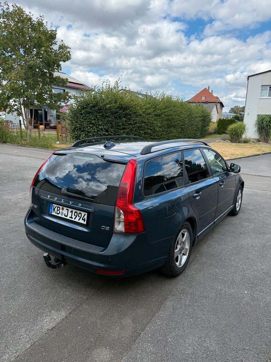 Volvo V50 2010 — photo 10