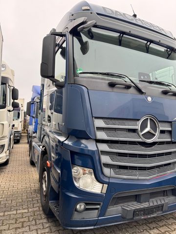 Mercedes-Benz Actros 1843