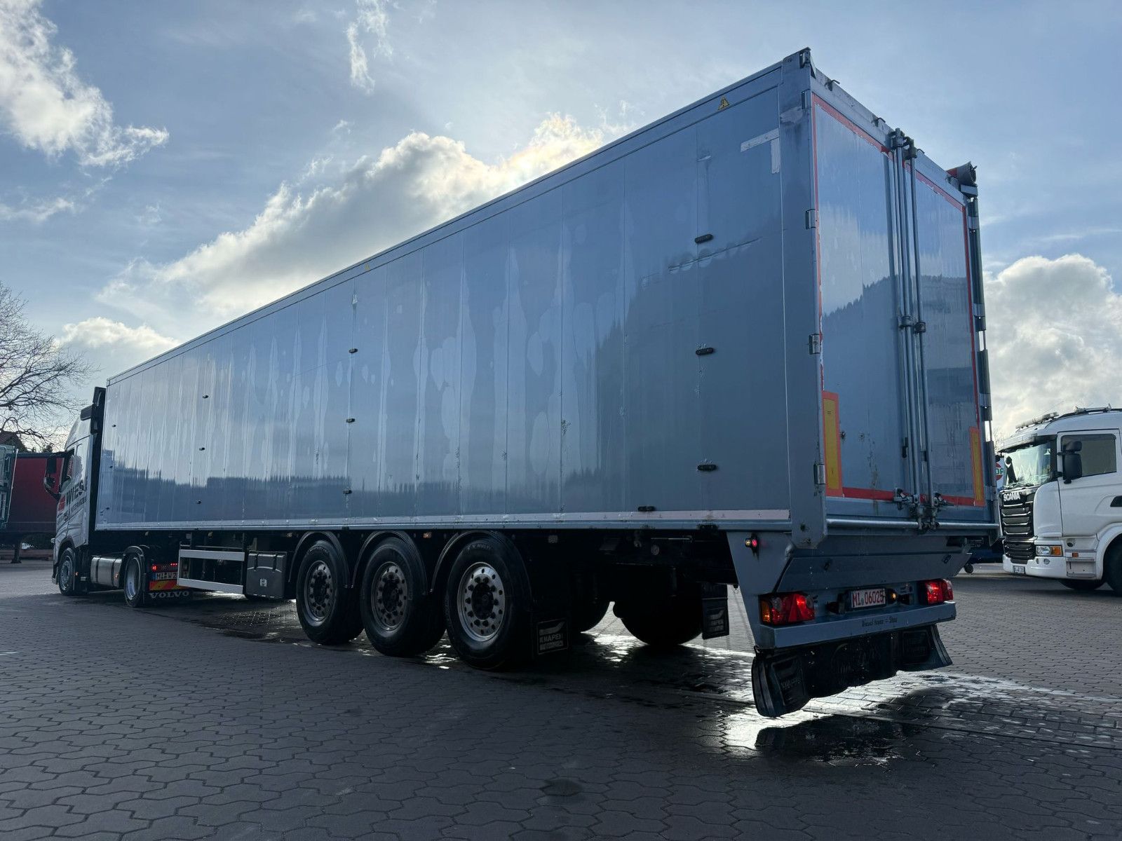 Fahrzeugabbildung Knapen K100 Schubboden 84 m³ Agrar