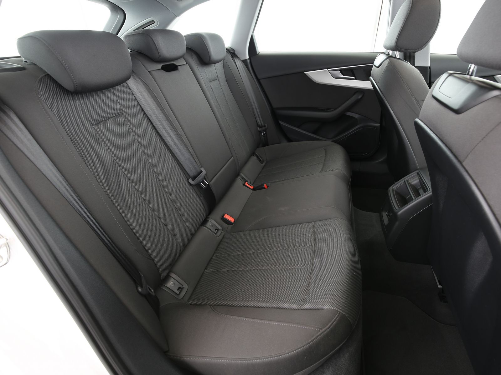 Audi A4 - Bild 15
