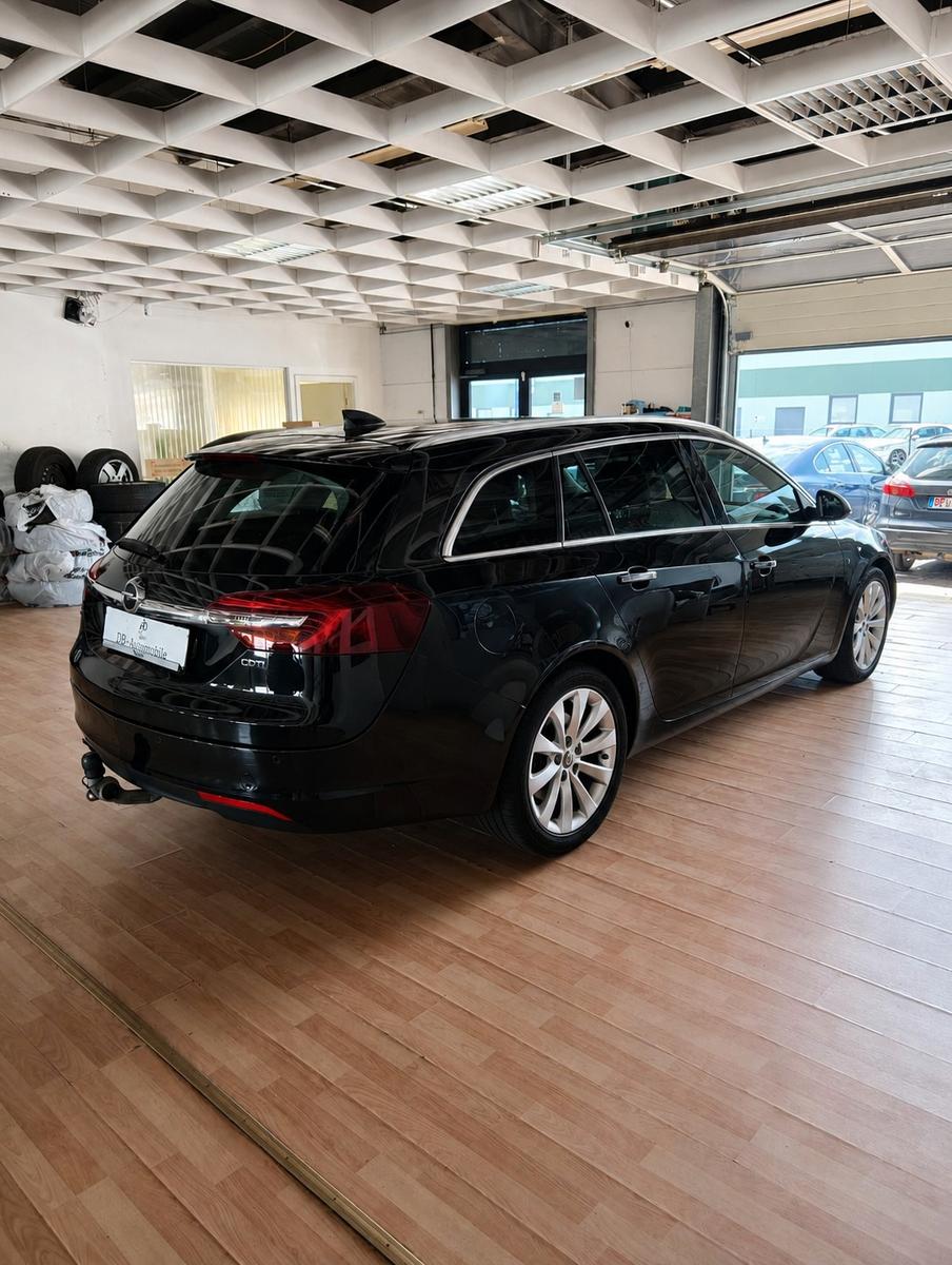 Opel Insignia A Sports Tourer ACC*Leder*Digital-Tacho
