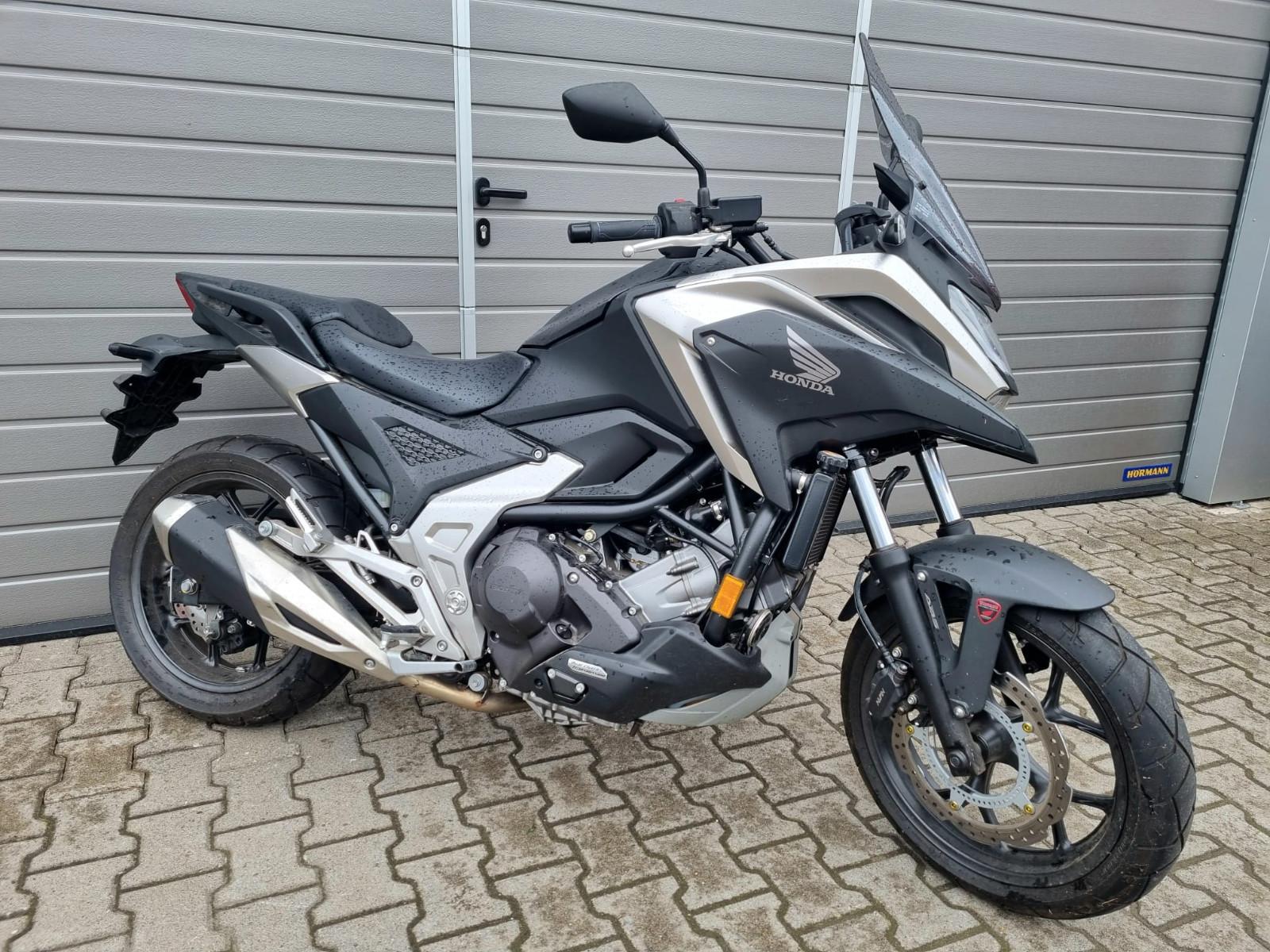 Honda NC 750 X DCT*1.Hand*844 KM*unfallfrei