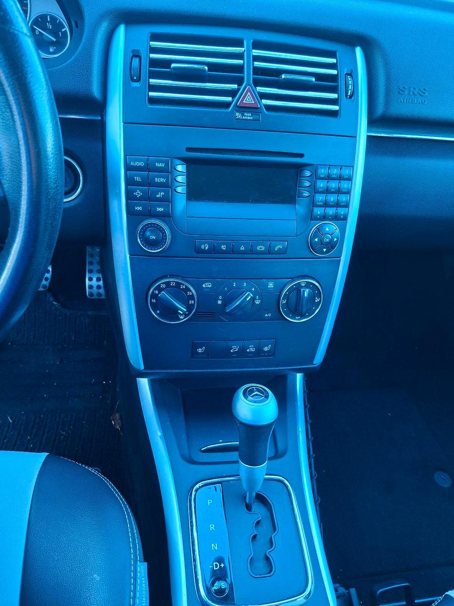 Mercedes-Benz B200 2007 — photo 10