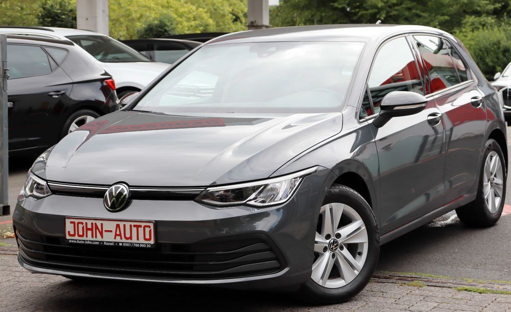 VW Golf VIII Lim. Life eTSI *LED*ALU*PDC*1.Hd*Sitzh